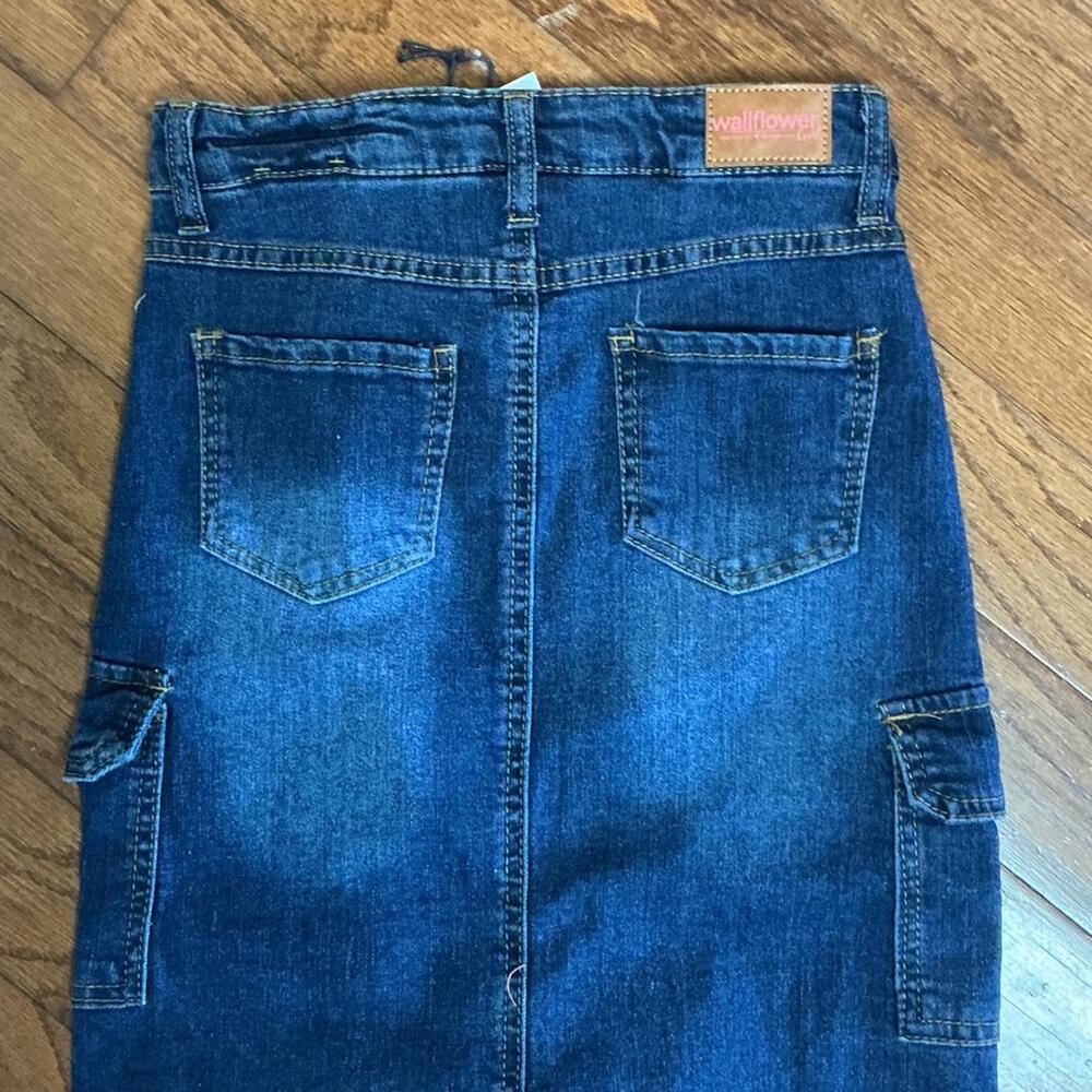 Wallflower Girl  Dark Blue Denim Maxi Skirt Distressed Size 8 NWT - Picture 7 of 8